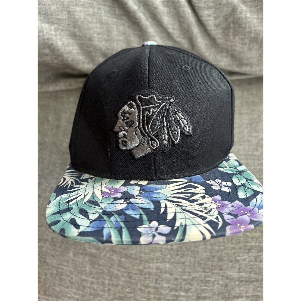 American Needle NHL Chicago Blackhawks Tropical Hawaiian Strapback Hat Cap NEW